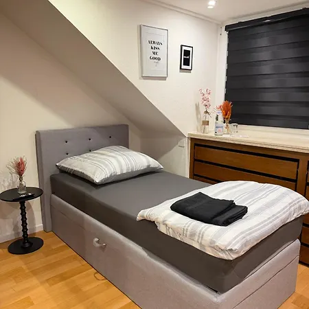 Schickes Im Herzen Von * Monchengladbach